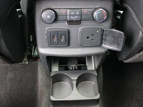 Used 2017 Ford Explorer Platinum image 42