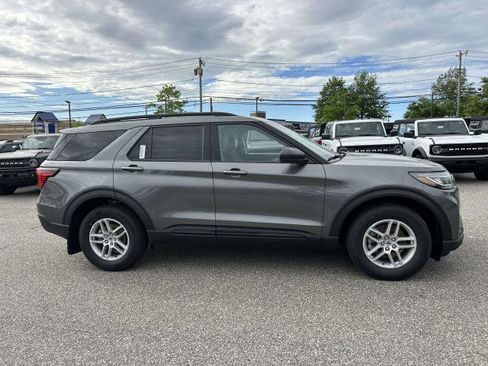 New 2026 Ford Explorer Active AWD/4WD image 3