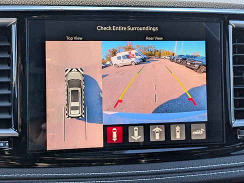 New 2026 Chrysler Pacifica Limited w/ S Appearance Package AWD/4WD image 30