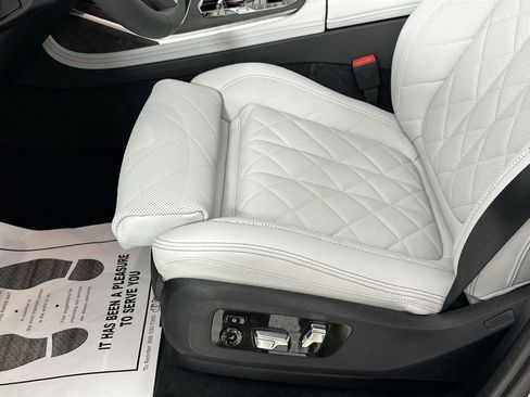 New 2026 BMW X7 xDrive40i image 20