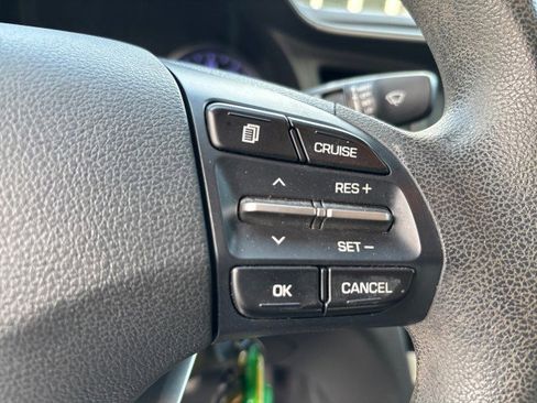 Used 2019 Hyundai Elantra SEL w/ Cargo Package image 15