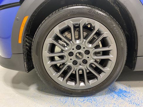 Certified 2025 MINI Cooper S image 27