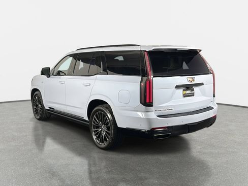 Used 2026 Cadillac Escalade Platinum Sport w/ LPO, Floor Liner Package AWD/4WD image 7