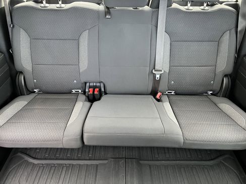 Used 2024 GMC Sierra 3500 SLE w/ SLE Convenience Package image 15