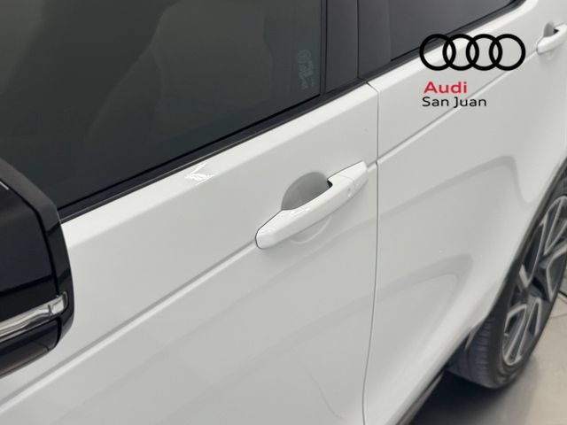 Used 2024 Land Rover Discovery Dynamic SE AWD/4WD image 8