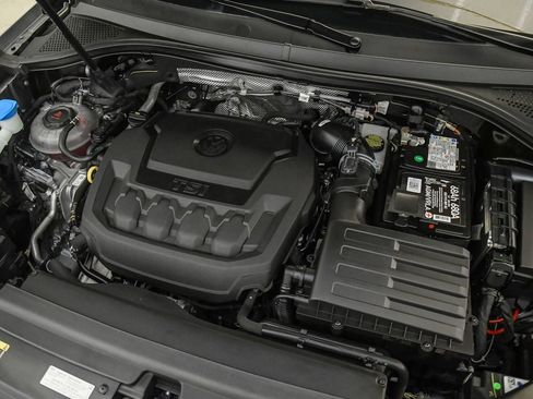 Used 2024 Volkswagen Tiguan Wolfsburg Edition FWD image 29