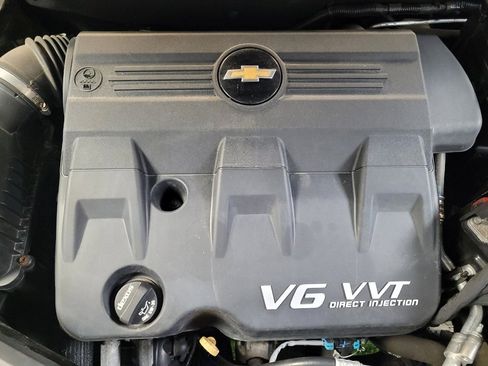 Used 2015 Chevrolet Equinox LTZ image 30