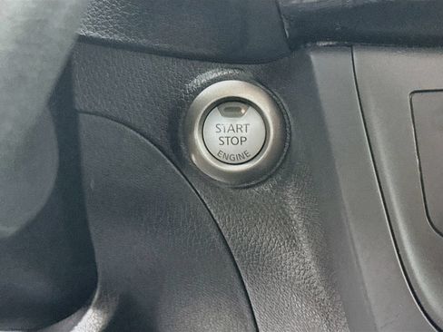 Used 2019 Nissan Sentra SV FWD image 19