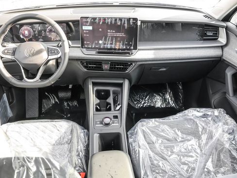 New 2026 Volkswagen Tiguan S image 34