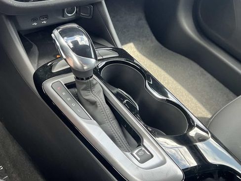 New 2026 Buick Envista Sport Touring w/ Convenience I Package FWD image 24