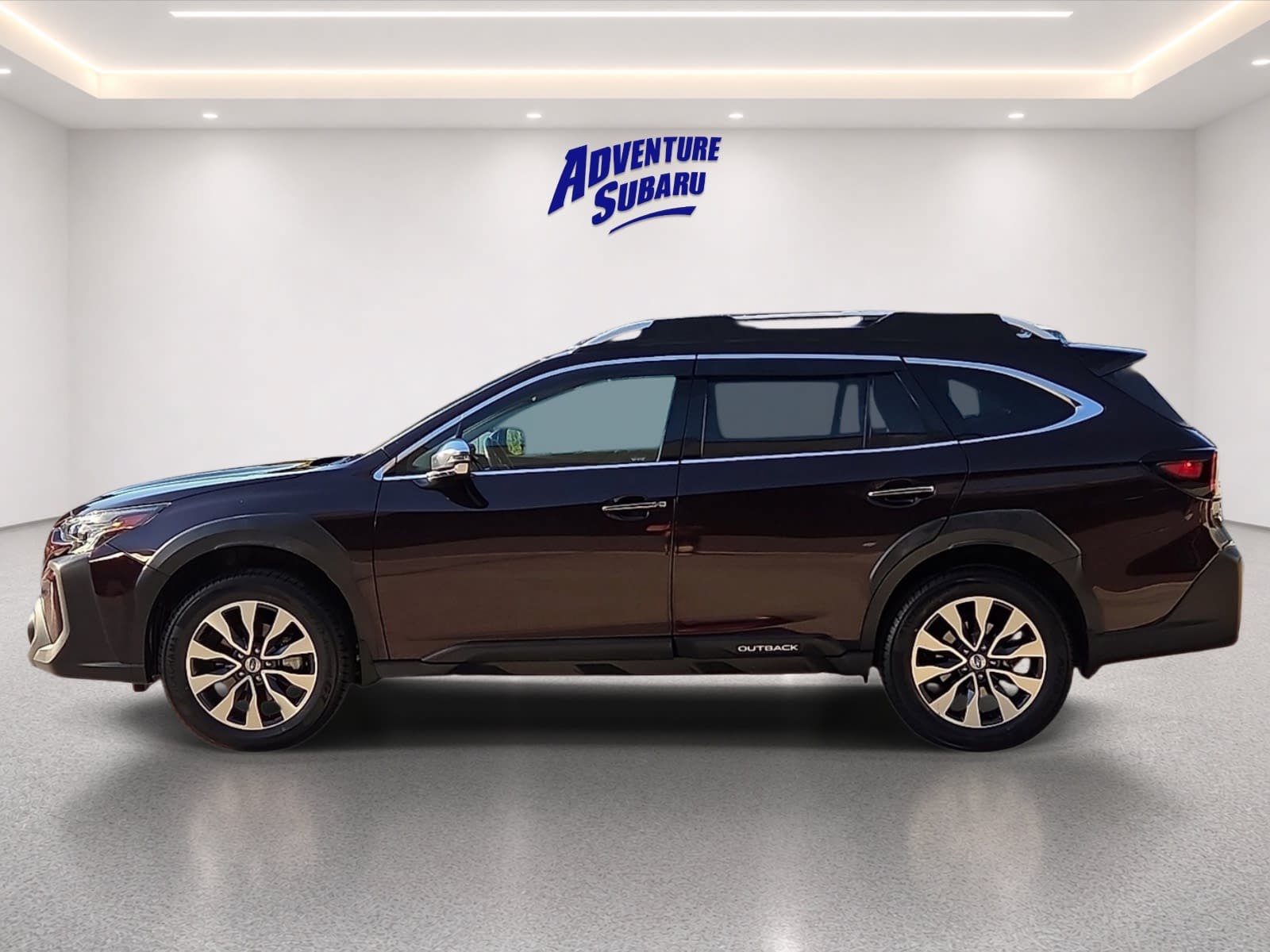 Certified 2023 Subaru Outback Touring AWD/4WD image 4