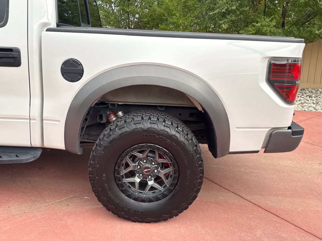 Used 2013 Ford F150 Raptor w/ Luxury Equipment Group AWD/4WD image 35