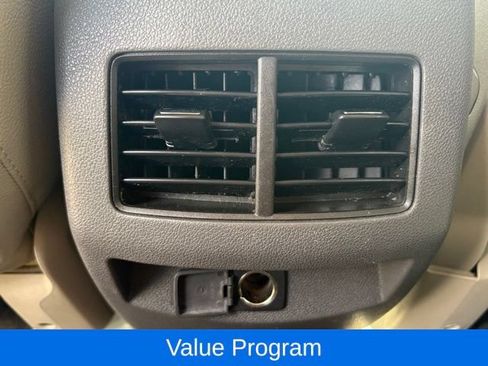 Used 2014 Ford Edge SEL w/ Equipment Group 204A AWD/4WD image 21