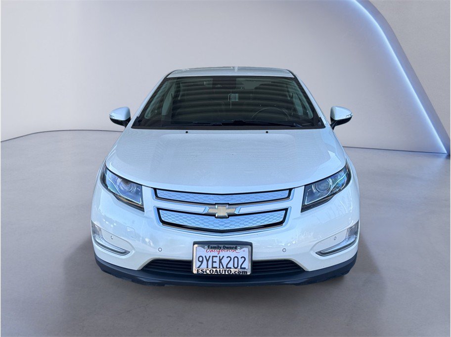 Used 2013 Chevrolet Volt Premium w/ Premium Trim Package FWD image 2