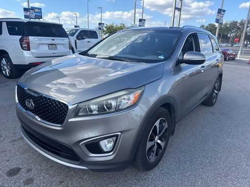Used 2016 Kia Sorento EX w/ EX Touring Package image 2