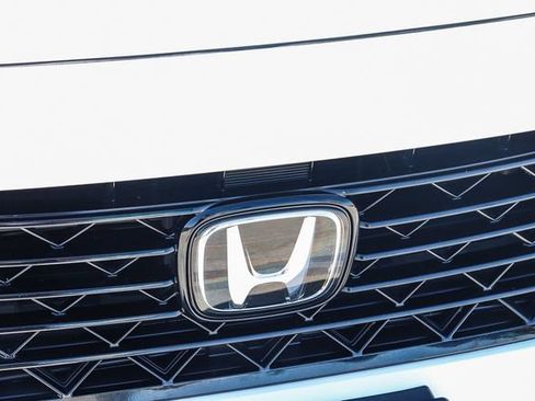 Used 2024 Honda Accord Sport image 5