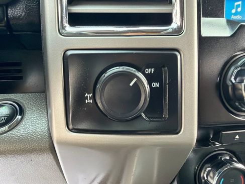 Used 2016 Ford F150 Lariat w/ Equipment Group 501A Mid RWD image 31