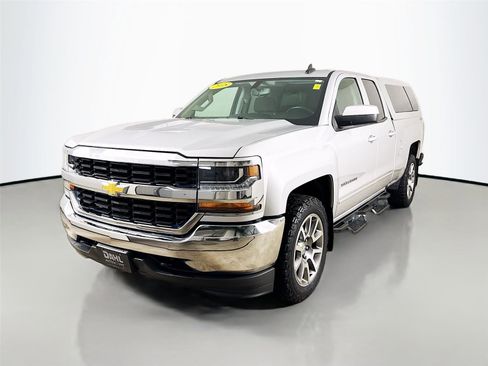 Used 2018 Chevrolet Silverado 1500 LT image 4