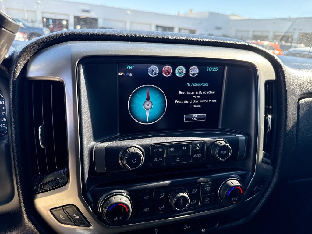 Used 2018 Chevrolet Silverado 1500 LT w/ All Star Edition AWD/4WD image 16