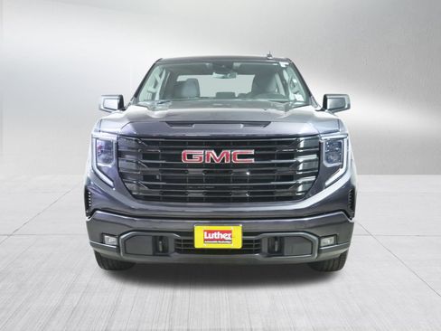 Certified 2023 GMC Sierra 1500 Elevation image 2