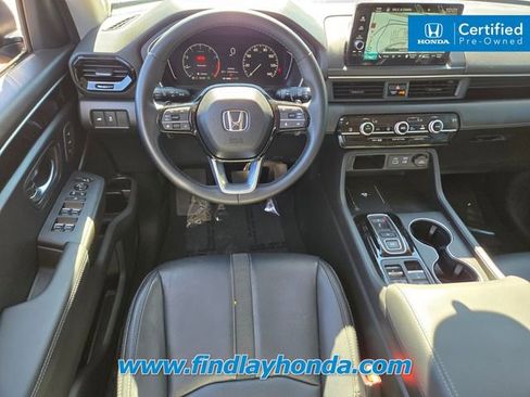 Certified 2025 Honda Pilot Touring image 15