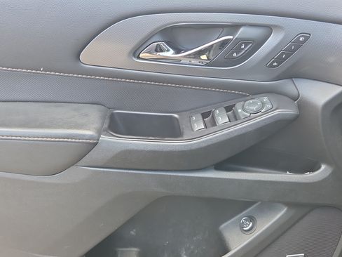 Used 2020 Chevrolet Traverse Premier w/ Redline Edition FWD image 19