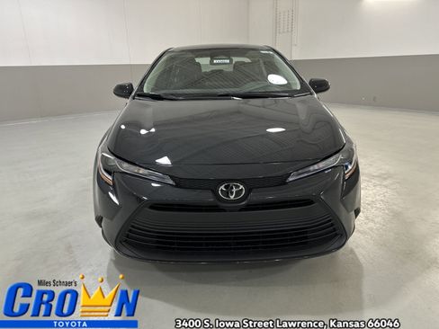 New 2026 Toyota Corolla LE image 2