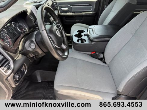 Used 2023 RAM 2500 Big Horn w/ Cold Weather Group AWD/4WD image 15