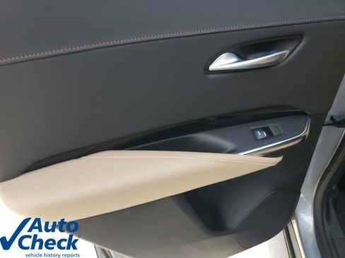 Certified 2024 Cadillac XT4 Luxury FWD image 14