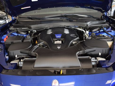 Used 2016 Maserati Ghibli S image 44