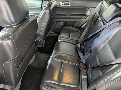 Used 2014 Ford Explorer Limited image 17