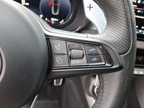 Used 2024 Alfa Romeo Tonale Veloce image 23