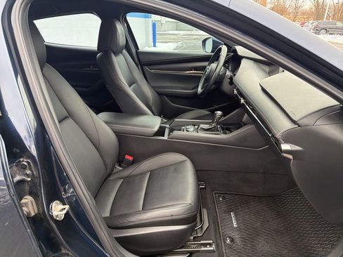 Used 2019 MAZDA MAZDA3 Base image 23