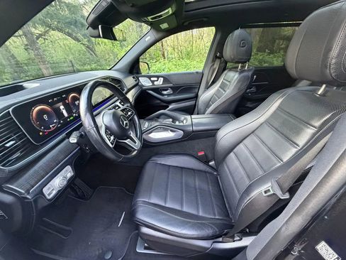 Used 2021 Mercedes-Benz GLS 450 4MATIC image 7