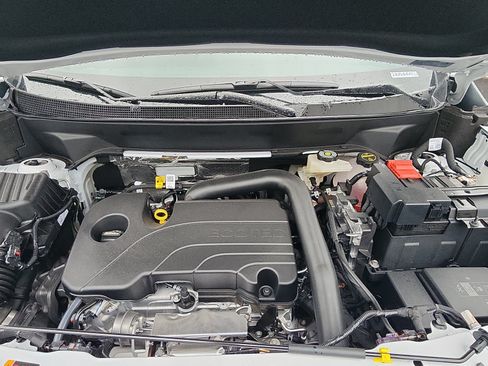 New 2026 Chevrolet Equinox LT FWD image 11