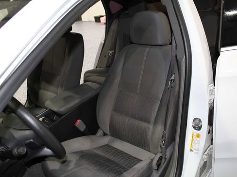 Used 2017 Chevrolet Impala LS image 9