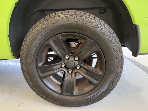 Used 2017 RAM 1500 Sport w/ Sublime Green Sport Package image 61