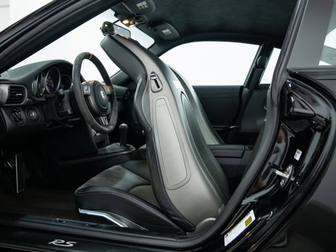 Used 2007 Porsche 911 GT3 RS image 39