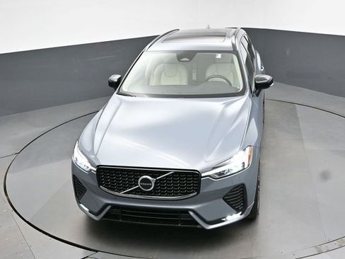 Certified 2023 Volvo XC60 B5 Plus w/ Climate Package FWD image 44