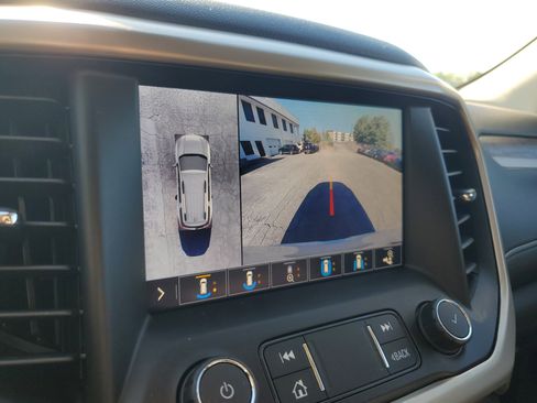 Used 2020 GMC Acadia Denali w/ Technology Package image 26