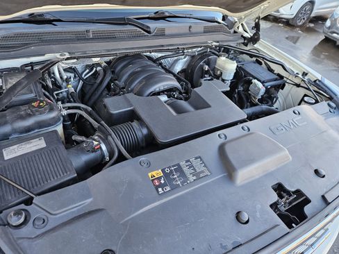 Used 2015 GMC Yukon XL Denali w/ Open Road Package image 19