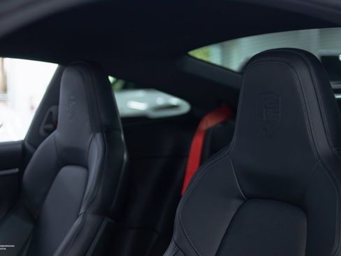 Used 2022 Porsche 911 GT3 image 41