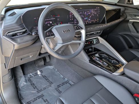 New 2025 Audi Q5 Premium image 8
