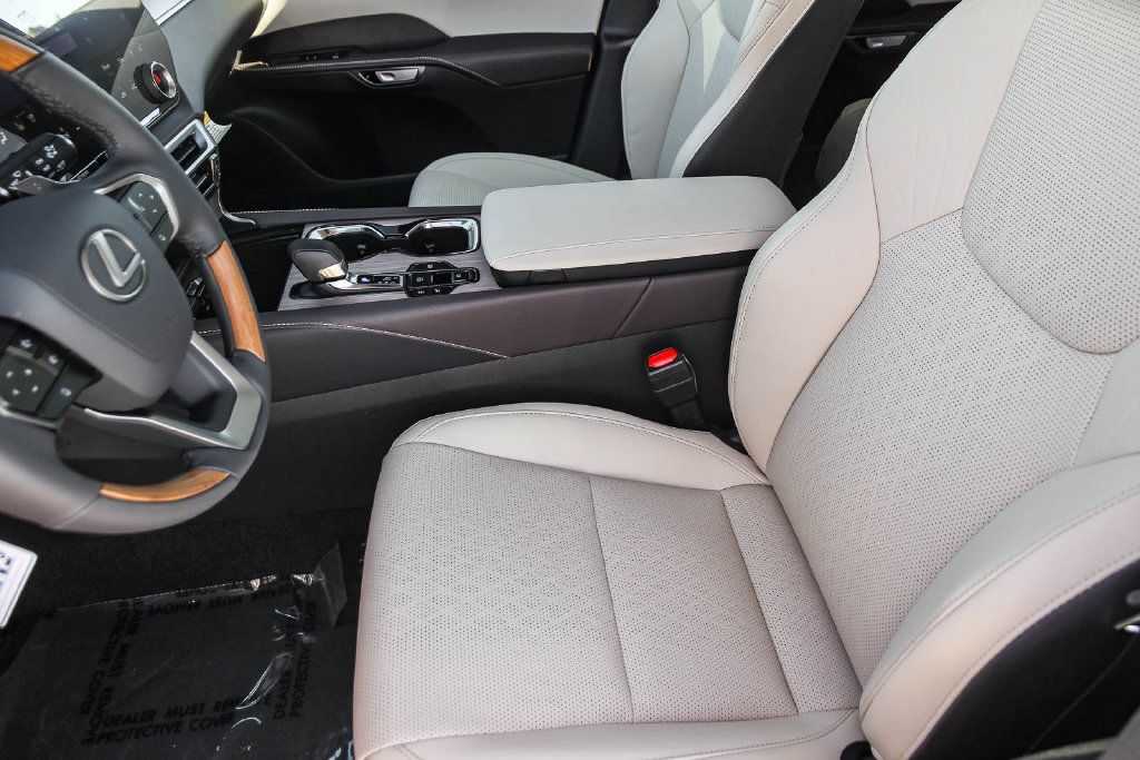 New 2026 Lexus RX 350 w/ Convenience Package AWD/4WD image 18
