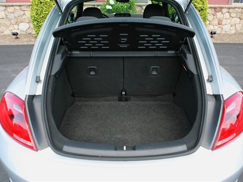 Used 2013 Volkswagen Beetle 2.0T FWD image 14