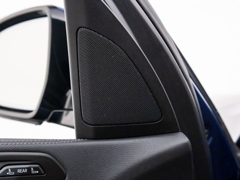 Used 2022 BMW X7 xDrive40i w/ Executive Package image 15