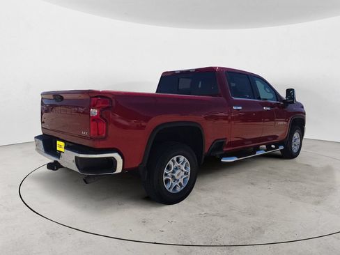 Used 2022 Chevrolet Silverado 2500 LTZ w/ LTZ Convenience Package AWD/4WD image 5