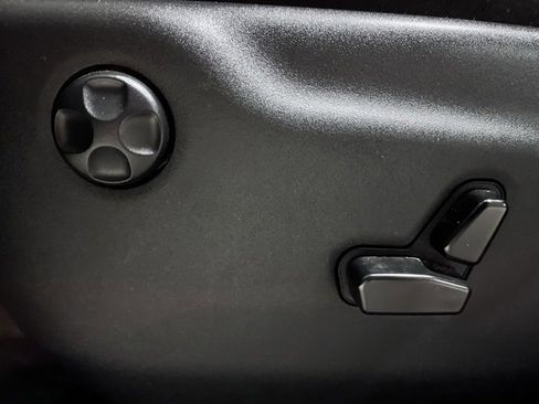 Used 2024 Dodge Durango GT image 24