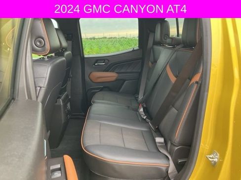 Used 2024 GMC Canyon AT4 AWD/4WD image 19