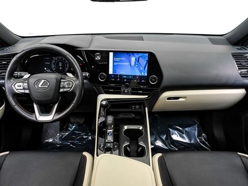 Used 2024 Lexus NX 250 FWD image 19